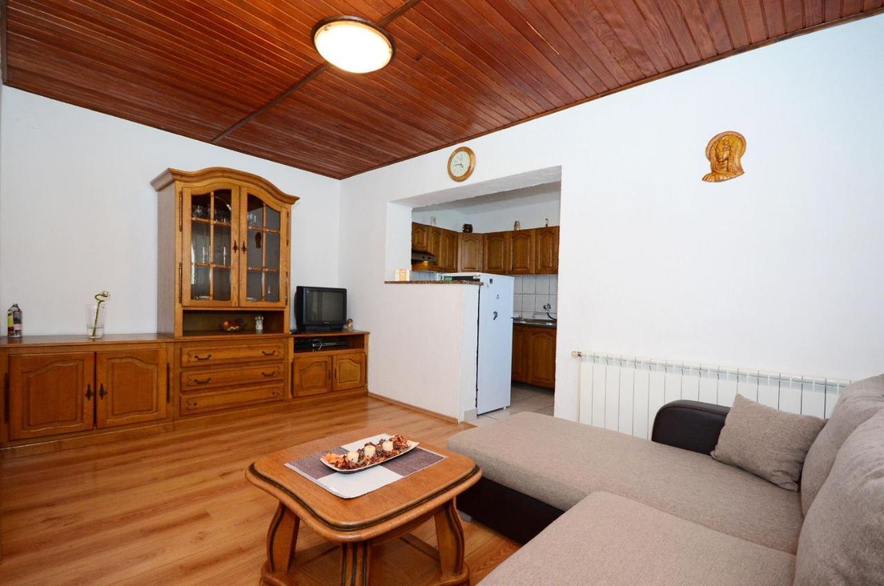 Apartments Marija Ivana Senj  Esterno foto